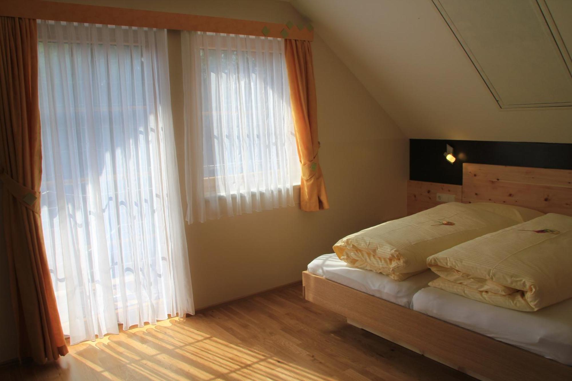 Haus Sylvia Apartment Мариапфар Екстериор снимка