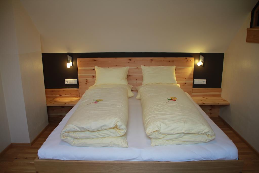 Haus Sylvia Apartment Мариапфар Стая снимка